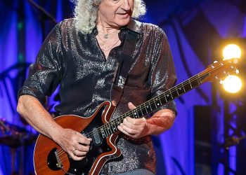 BRIAN MAY HABLA SOBRE SU DERRAME CEREBRAL: “FUE UN LLAMADO DE ATENCIÓN”