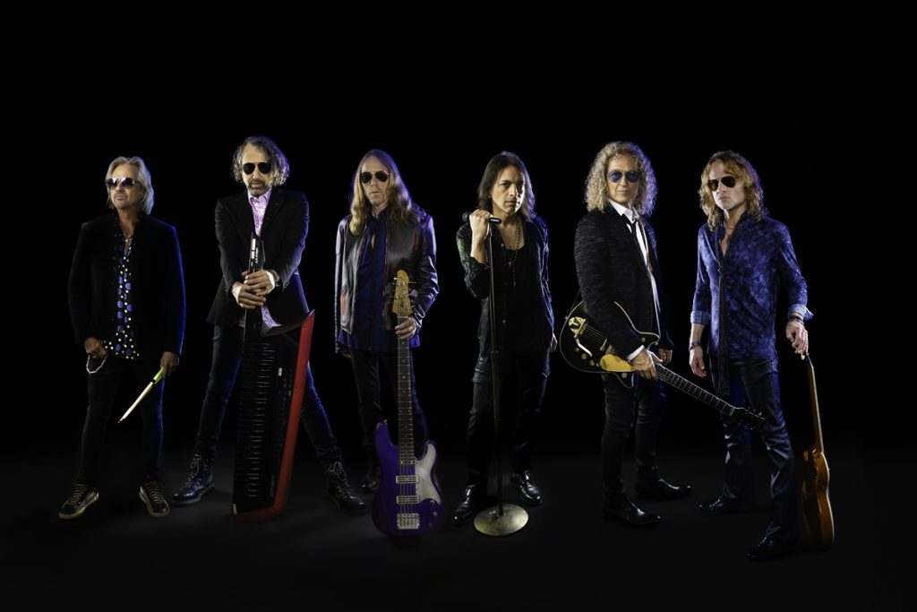 Foreigner en concierto durante su gira del 50 aniversario 2026