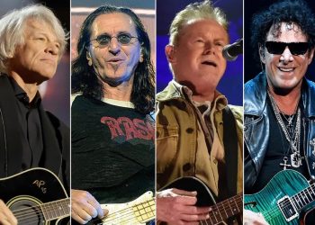 Rush en concierto durante su gira de aniversario