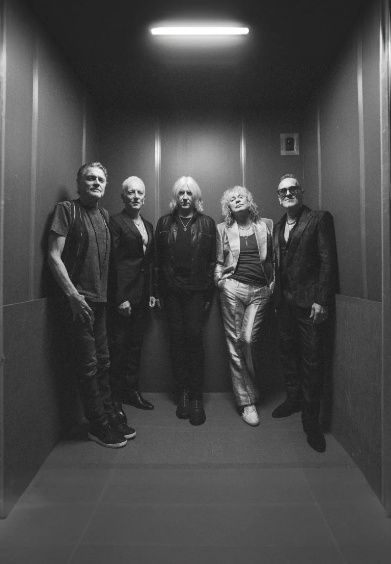 Def Leppard: Un Viaje Épico al Corazón del Hard Rock Documentado